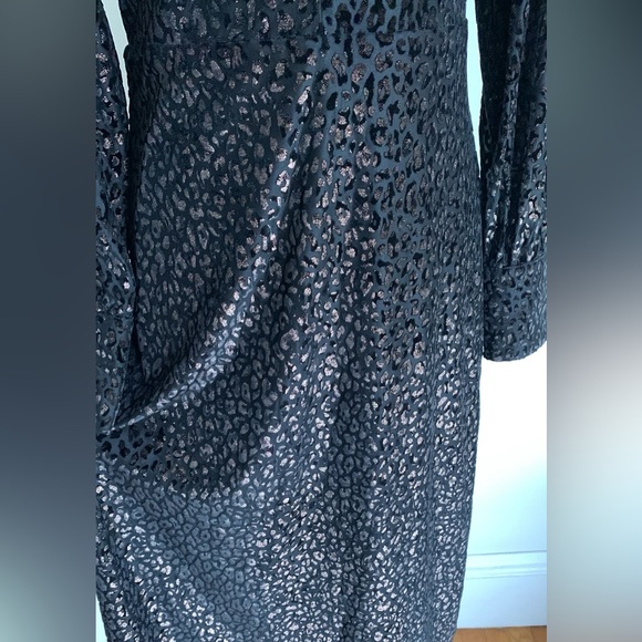 Elie Tahari Elegant Black Long Sleeve Dress. Size XS. Like new. - Picture 5 of 10